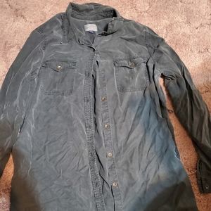 Universal Thread ladies button up